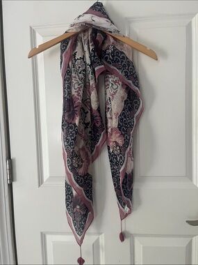 Floral Paisley Silk, cotton blend Scarf Dusty Rose & Navy with tassels 41”x41”